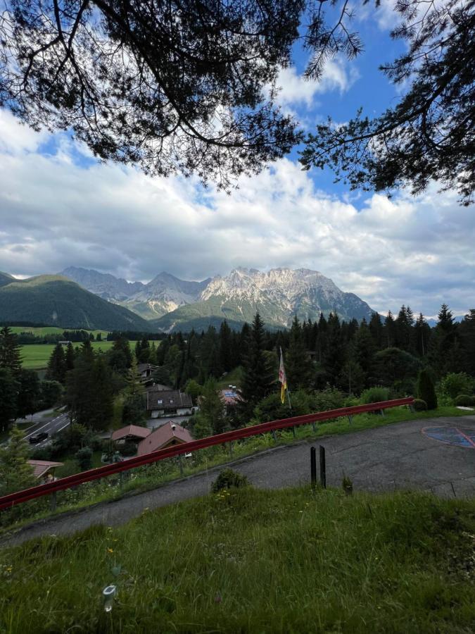 Baeckeralm - B&B 16 + Mittenwald Buitenkant foto