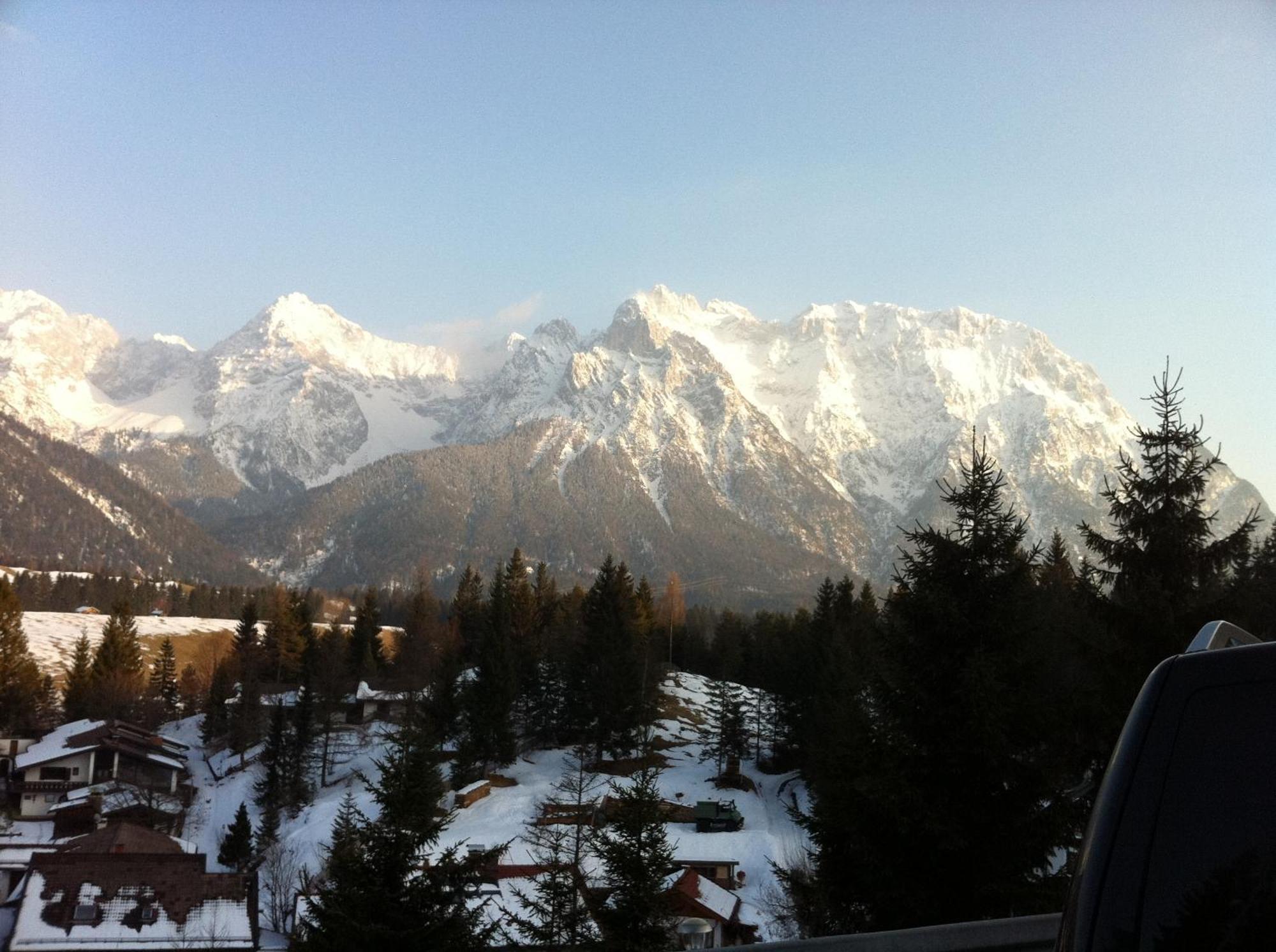 Baeckeralm - B&B 16 + Mittenwald Buitenkant foto