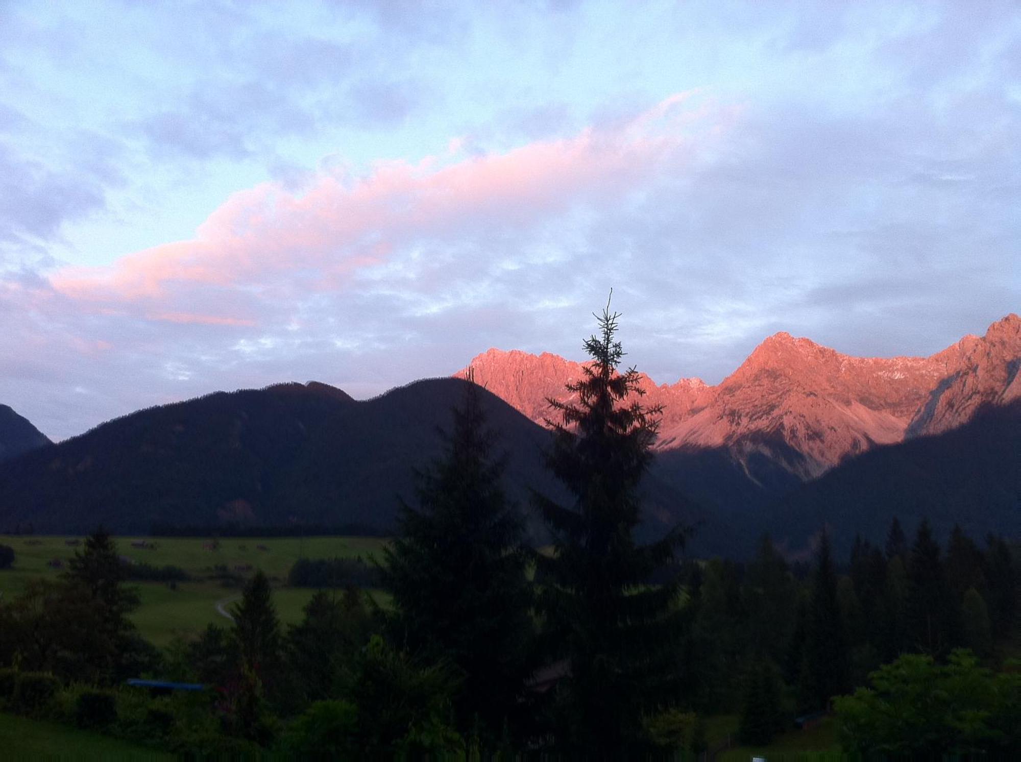 Baeckeralm - B&B 16 + Mittenwald Buitenkant foto