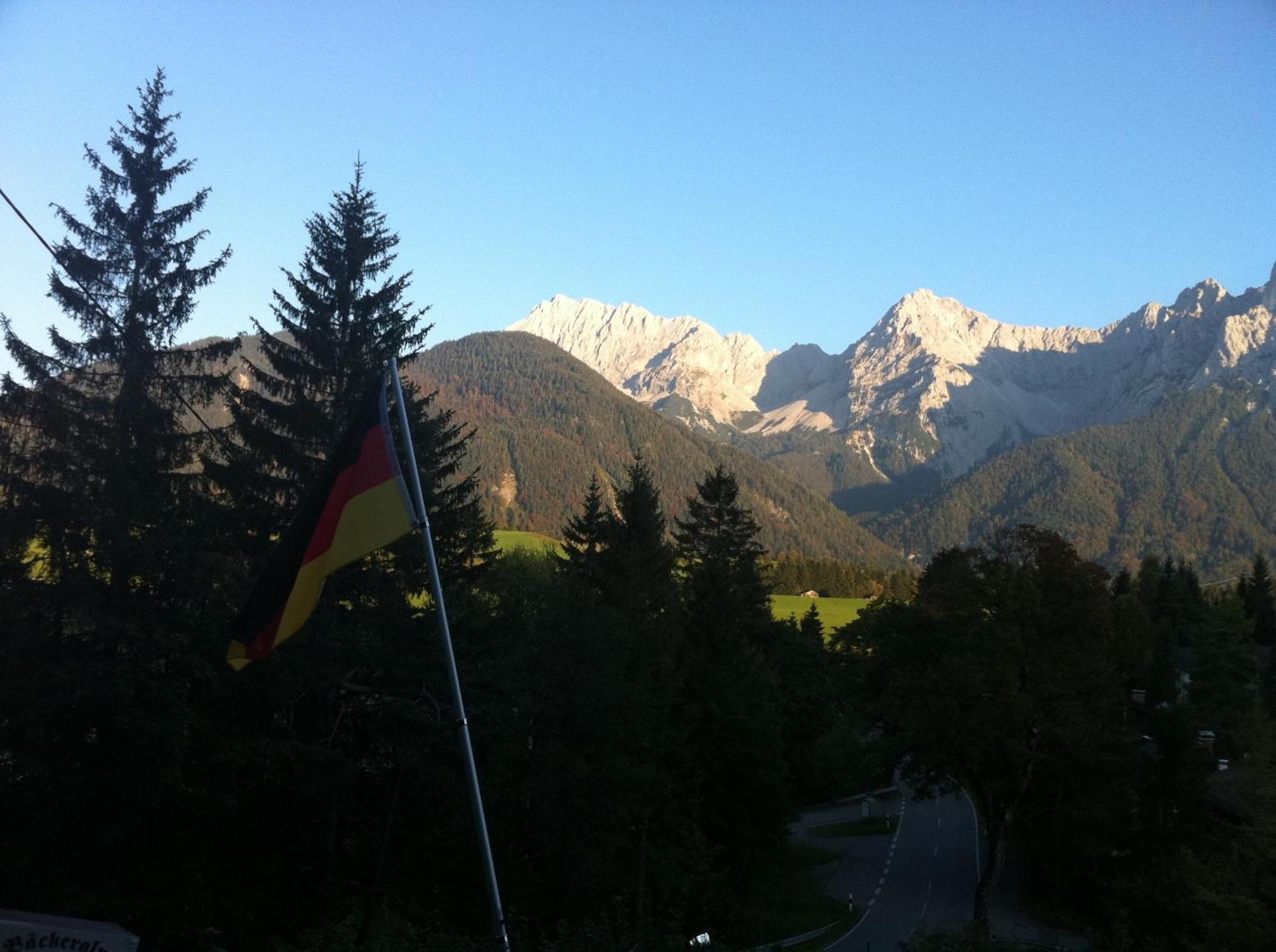 Baeckeralm - B&B 16 + Mittenwald Buitenkant foto