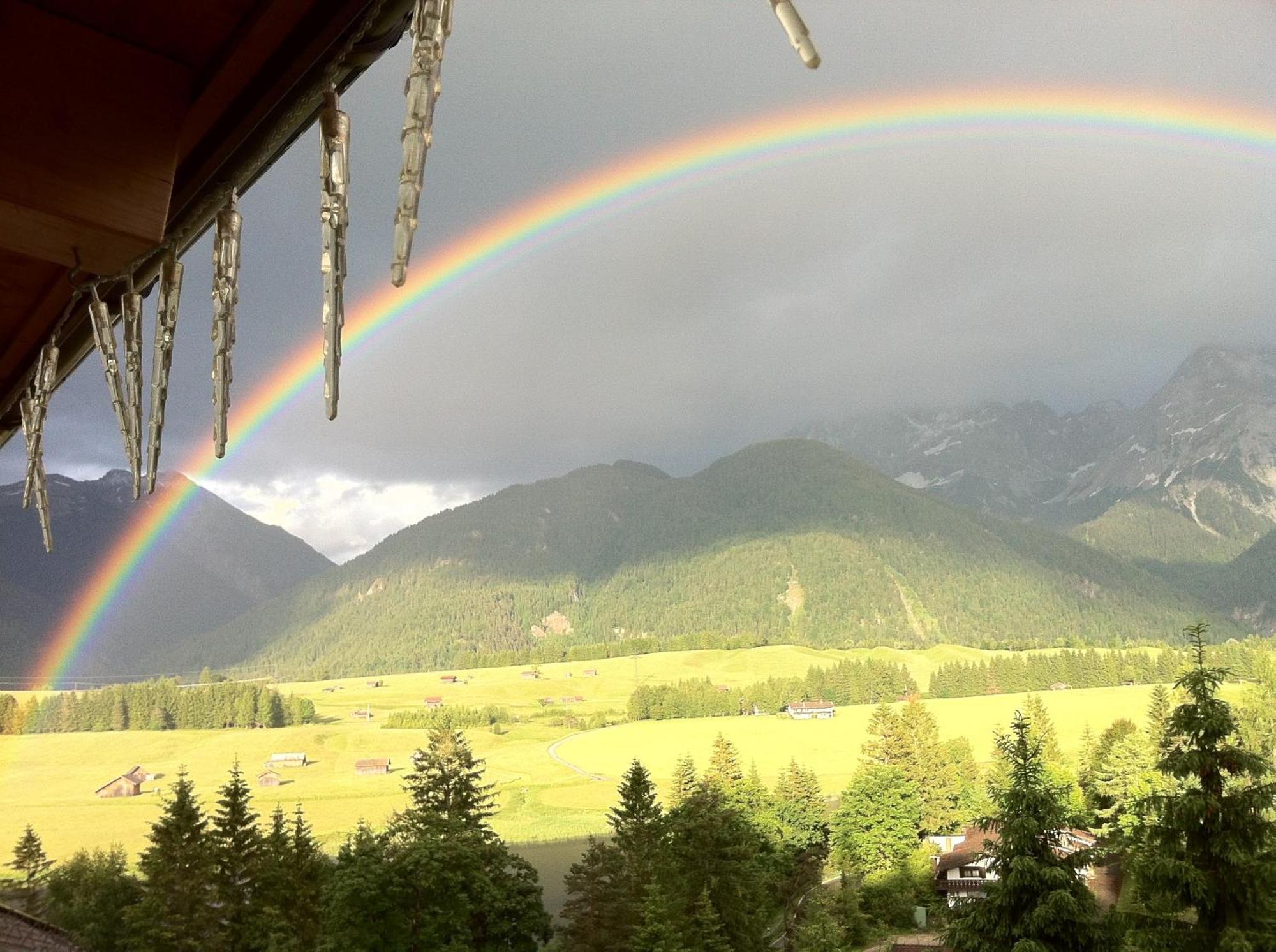 Baeckeralm - B&B 16 + Mittenwald Buitenkant foto