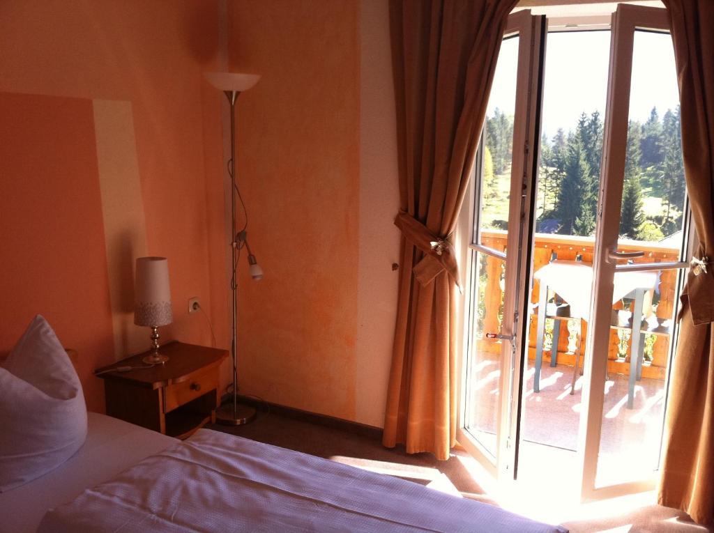 Baeckeralm - B&B 16 + Mittenwald Kamer foto